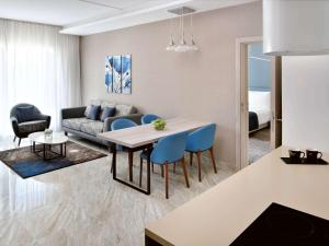 Mövenpick Hotel Apartments Downtown Dubai Review