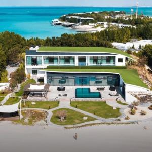 Nurai Losin Estate Villa - About Your Stay