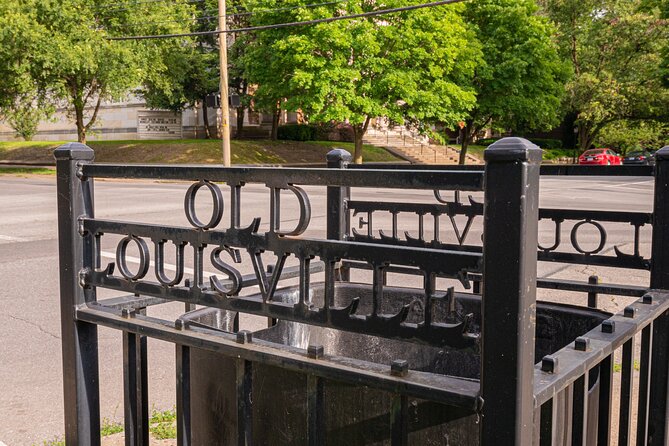 Old Louisvilles Famous Ghosts Smartphone Guided Walking Tour - Good To Know