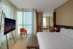 Paramount Hotel Dubai Review