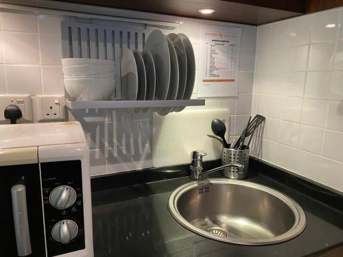 Phoenix Plaza Hotel Apartments - About Your Stay