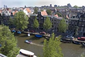 Prinsenhuis - Property Overview and Location