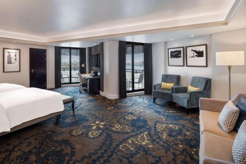 Radisson Blu Hotel, Dubai Deira Creek Review