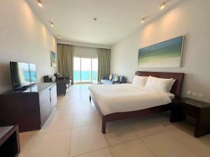 Radisson Blu Resort, Fujairah - About Your Stay
