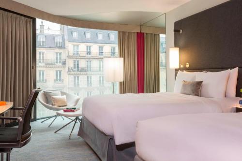 Renaissance Paris Arc De Triomphe Hotel - Good To Know