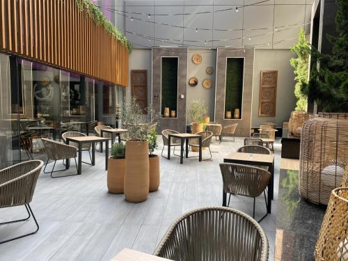 Riu Plaza New York Times Square - Good To Know