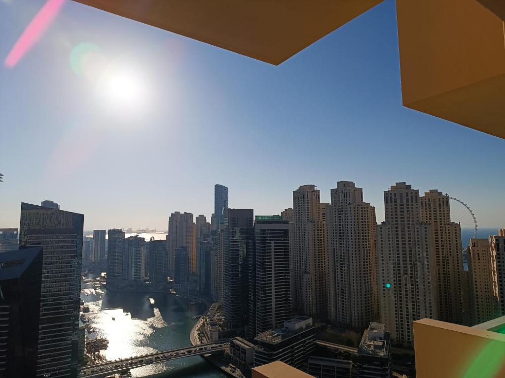 Seaview & Marina View Studio Review