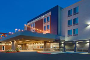 SpringHill Suites by Marriott Huntington Beach Orange County - Good To Know