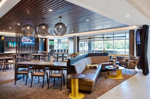 SpringHill Suites by Marriott Los Angeles Downey Review