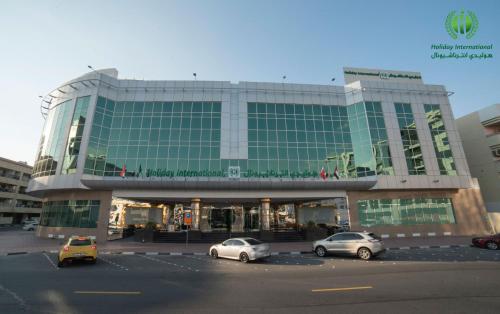 Sunday Hotel Holiday International Dubai - About Your Stay