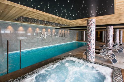 Taj-I Mah Hotel by Les Etincelles - Good To Know