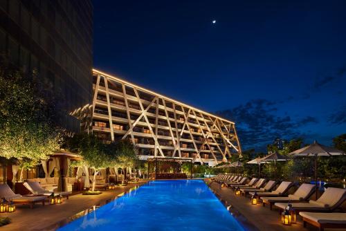The Abu Dhabi EDITION - About Your Stay