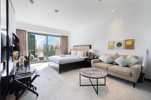 The Address Dubai Marina – LUX Living Review