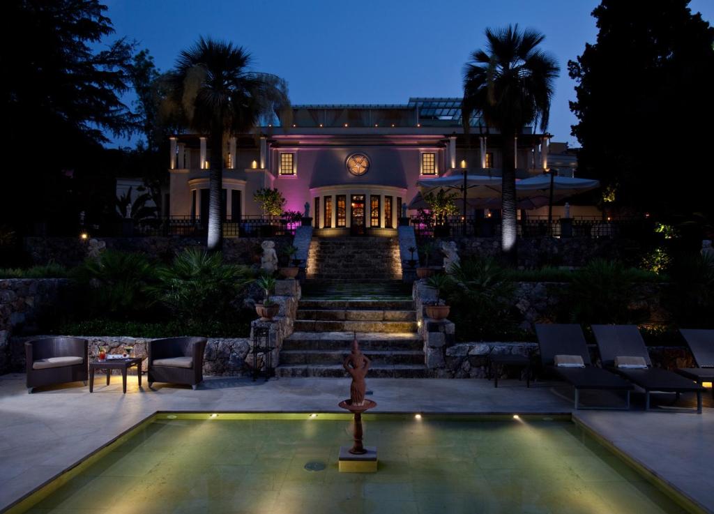 The Ashbee Hotel Review