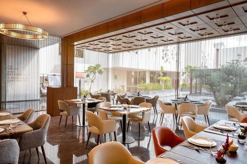 The Biltmore Resort & Spa, Dubai - Remarkable Location and Accessibility