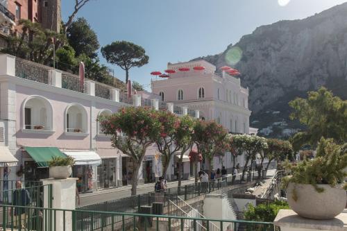 The Capri Hotel - Good To Know