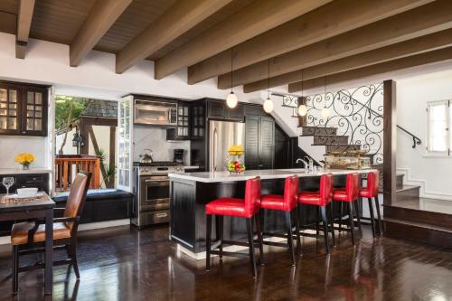 The Charlie West Hollywood - Good To Know