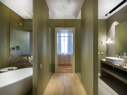 The Glamore Milano Duomo Review
