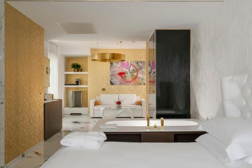 The Promenade Luxury Wellness Hotel - Good To Know