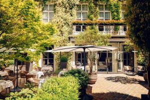 The Queen’s Pavilion & Spa, Place Des Vosges Review