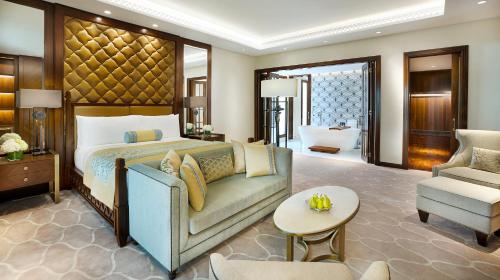 The Ritz-Carlton, Dubai - About Your Stay