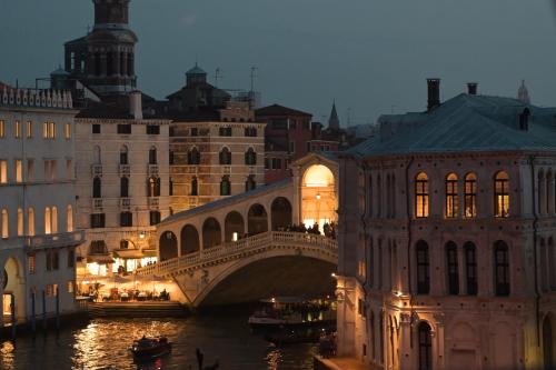 The Venice Venice Hotel - Good To Know