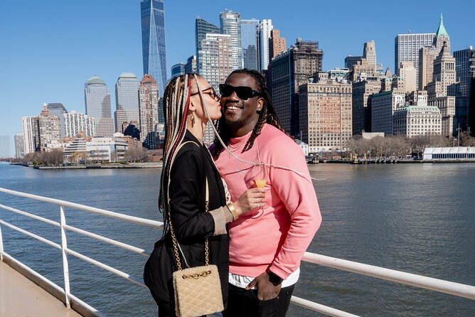 Valentines Day Romantic Brunch Cruise in New York - Good To Know