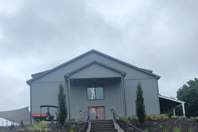 Virginia Winery Excursion by Luxury Vehicle Three Wineries - Good To Know