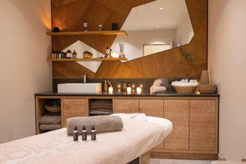 VoulezVous Hotel by The Sparks - Good To Know