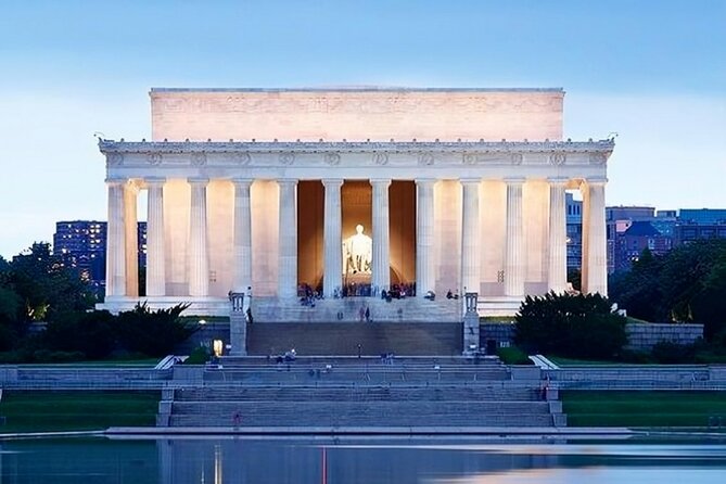 Washington Highlights Walking Tour With a Guide - Key Points