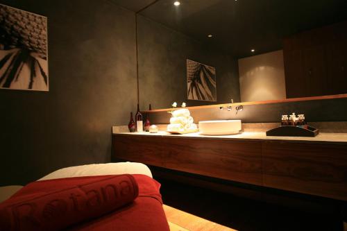 Yas Island Rotana Abu Dhabi - About Your Stay