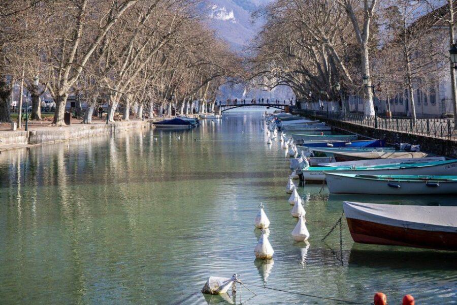 Annecy: Private Guided Tour – Discover Venice of the Alps