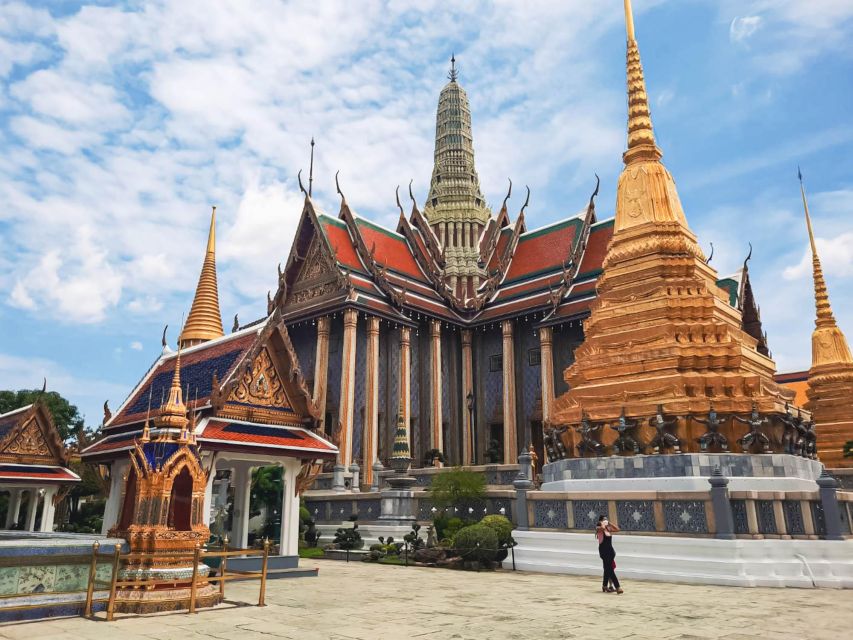 Bangkok: Grand Palace and Wat Phra Kaew Guided Walking Tour