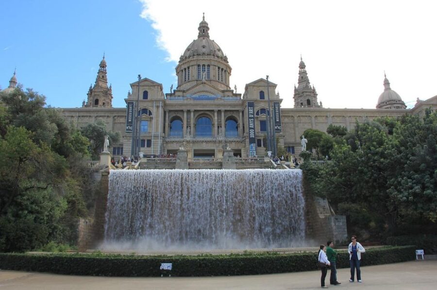Barcelona: Electric Bike Tour to Montjuic + Relaxing Sailboat Ride
