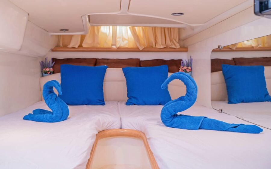 Barcelona: Night on a Private Yatch With Romantic Dinner - Overview and Pricing