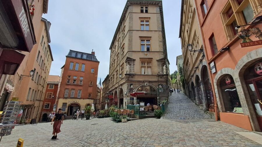 Big Traboules in Little Lyon : Private Walking Tour