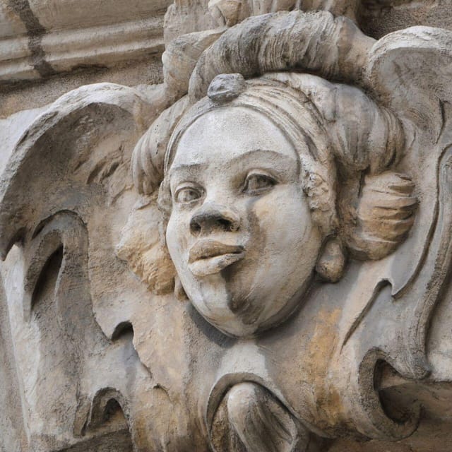 Bordeaux: Dark History and Macabre Walking Tour