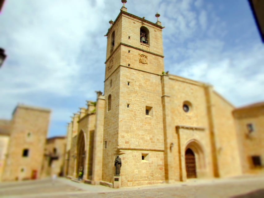 Cáceres: Guided Visit of the Santa María Co-Cathedral