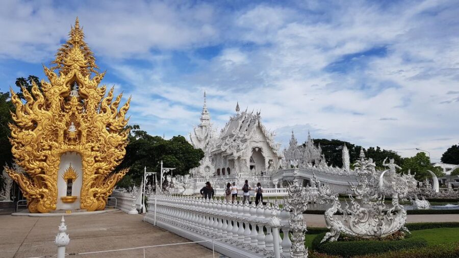 Chiang Rai: Guided Full-Day Highlights Tour With Thai Lunch - Tour Overview