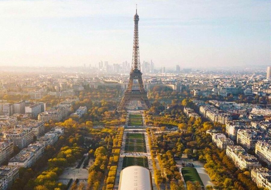 Eiffel Tower Access With Host