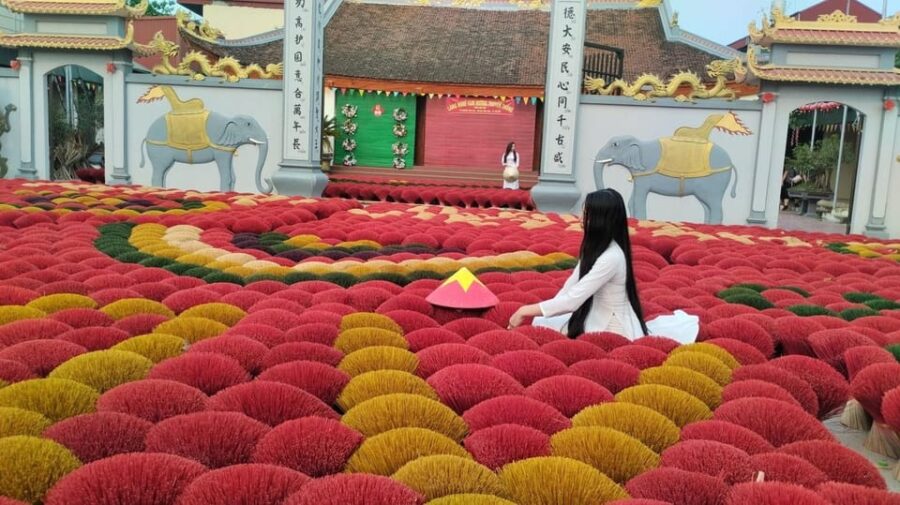Explore Hanoi Incense Village Tour & Traditional Crafts
