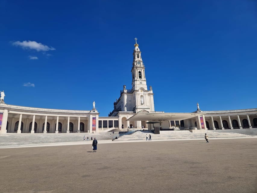 Fatima Sanctuary and Pastorinhos Village Day Trip From Porto - Trip Overview and Pricing