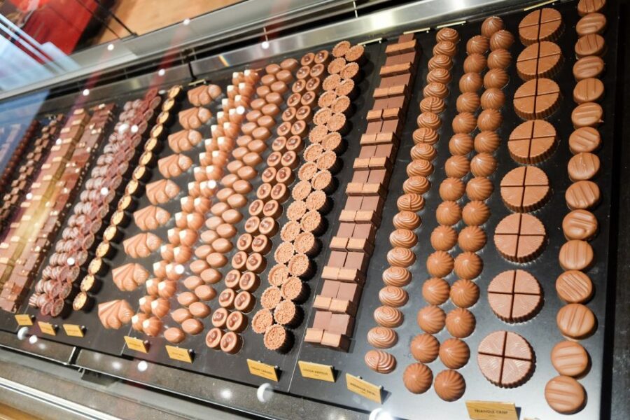 From Geneva: Gruyères Cheese & Chocolate Full-Day Trip