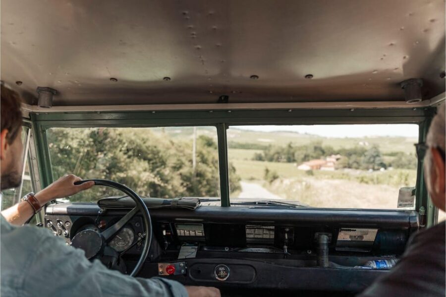 From Lyon: Burgundy Private Half Day Tour by Defender