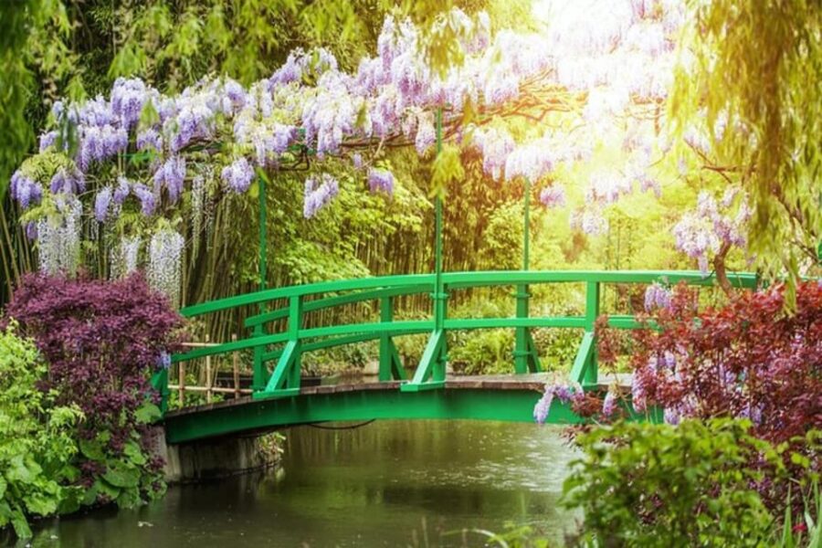 From Paris: Half Day Giverny Monets Gardens Tour