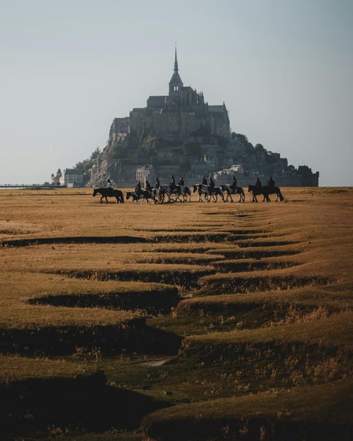 From Paris: Mont Saint Michel Private Day Tour