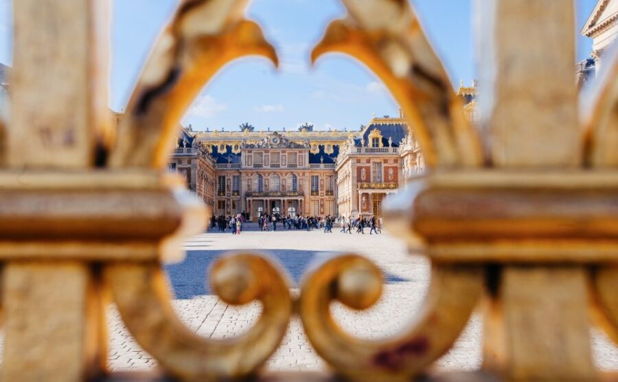 From Paris: Versailles Palace & Gardens With Transportation