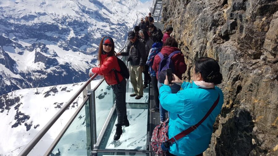 From Zürich: Exclusive Private Tour to Mt. Schilthorn