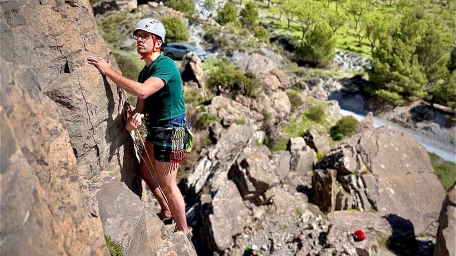 Granada: Sport Lead Rock Climbing Outdoor Course