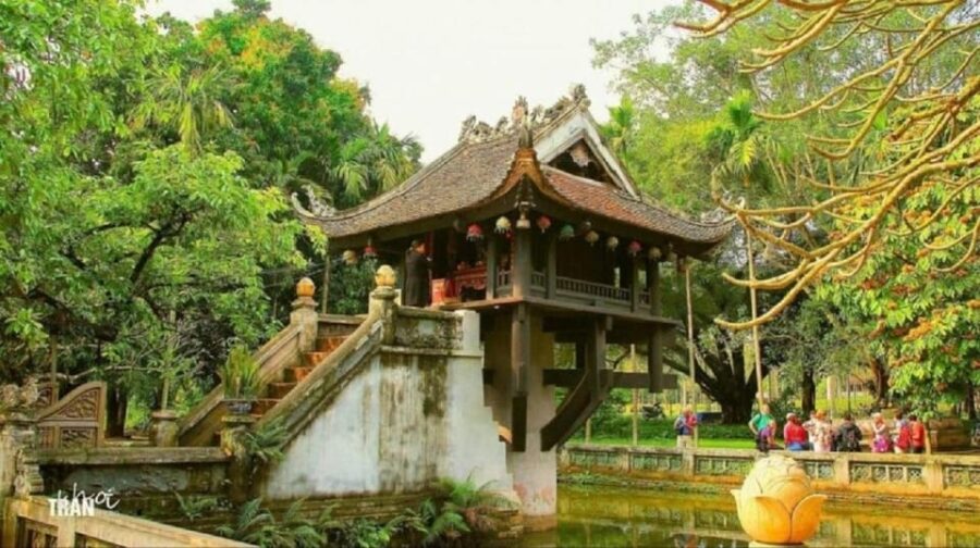 Hanoi: 3 Hours of the Street Food Tour With Local Delicacies - Overview of the Street Food Tour